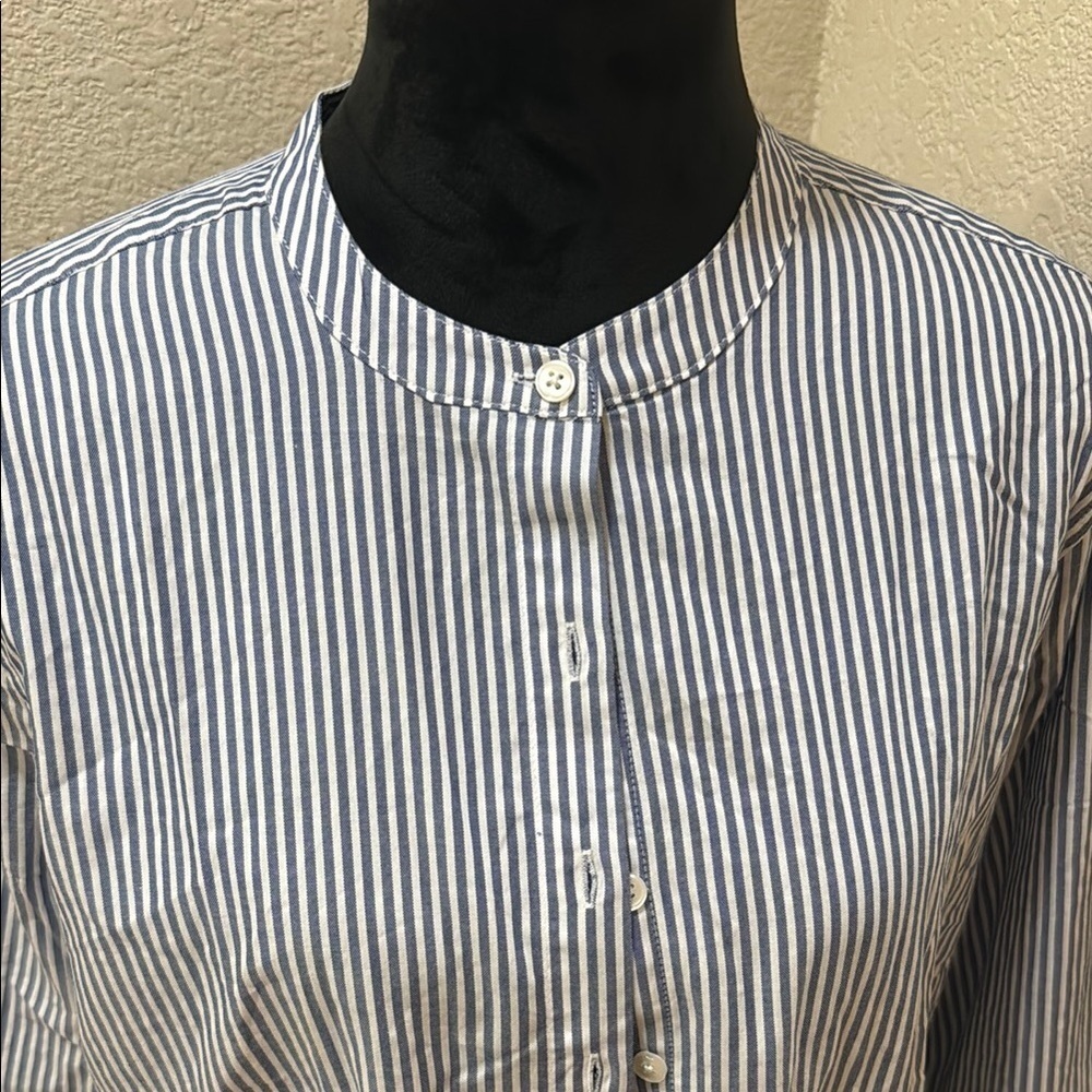 Cargo Crew Women  Will Collarless Blue & White Striped Button Down Shirt Size 12 - Picture 3 of 12